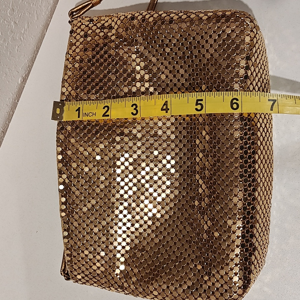 3/$15 SALE! Gold Sequin Crossbody Bag - Picture 5 of 5